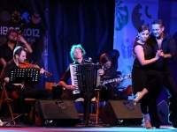 tango_2012_4